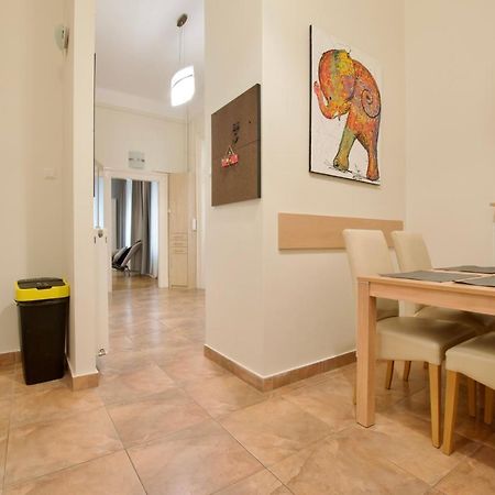 Standard Apartment By Hi5 - St. King Street 16. Budapest Luaran gambar