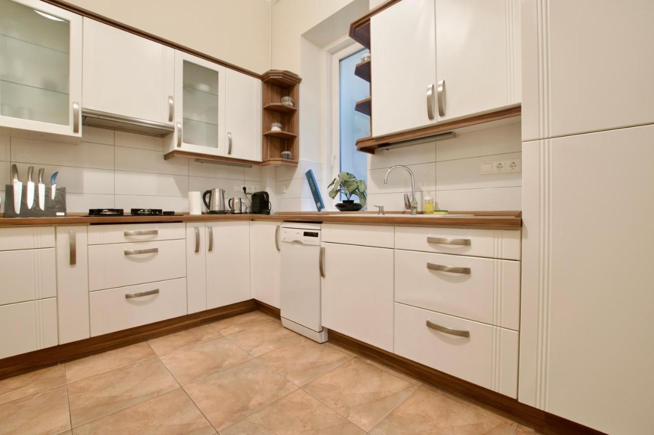 Standard Apartment By Hi5 - St. King Street 16. Budapest Luaran gambar
