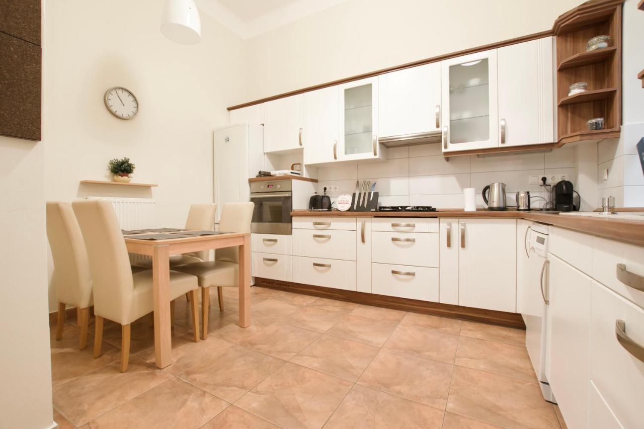 Standard Apartment By Hi5 - St. King Street 16. Budapest Luaran gambar
