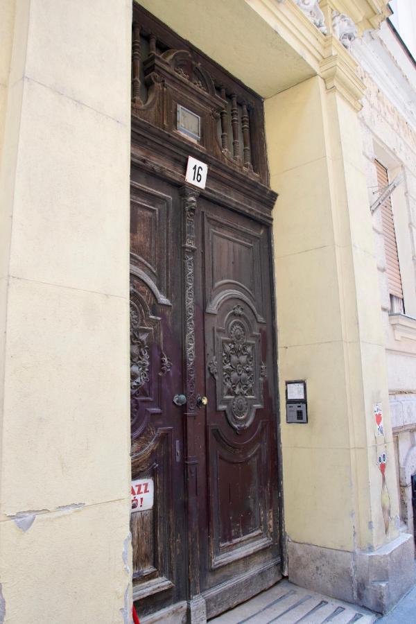 Standard Apartment By Hi5 - St. King Street 16. Budapest Luaran gambar